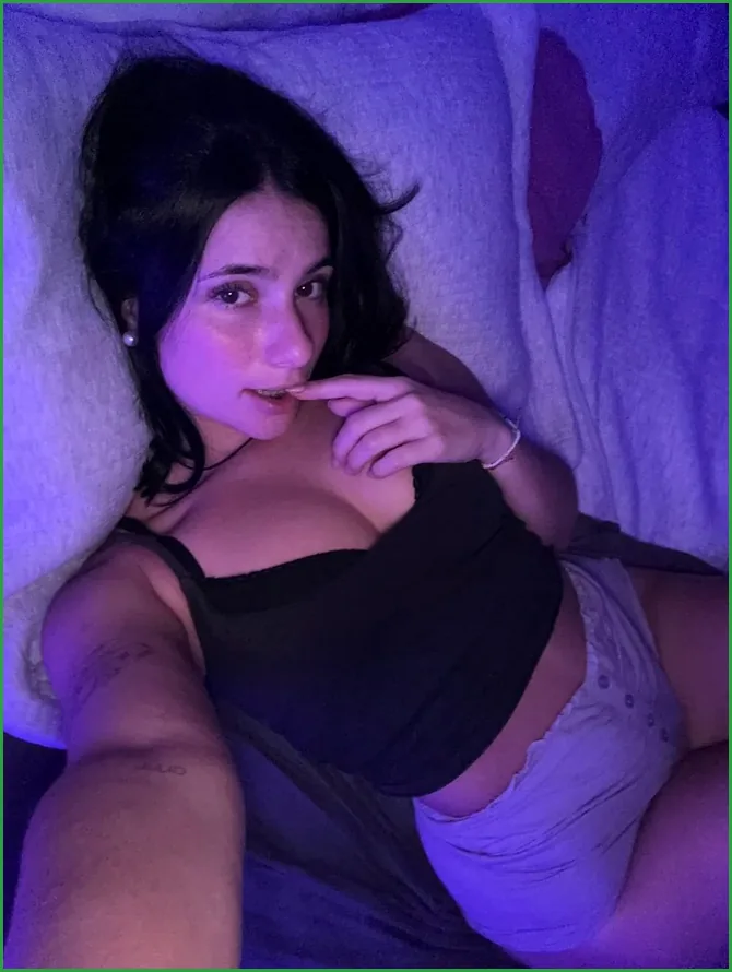 Chloe, top Gratis OnlyFans modeller - Aukra