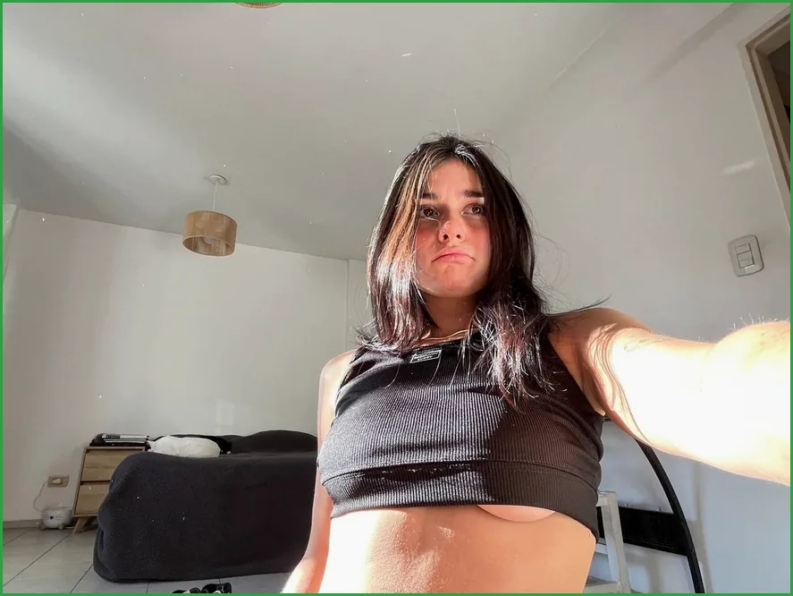Chloe, top Gratis OnlyFans modeller - Kleive