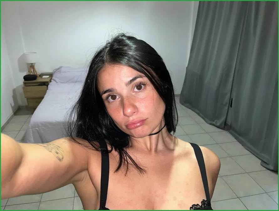 Gratis OnlyFans Chloe - Rekdal, Møre og Romsdal